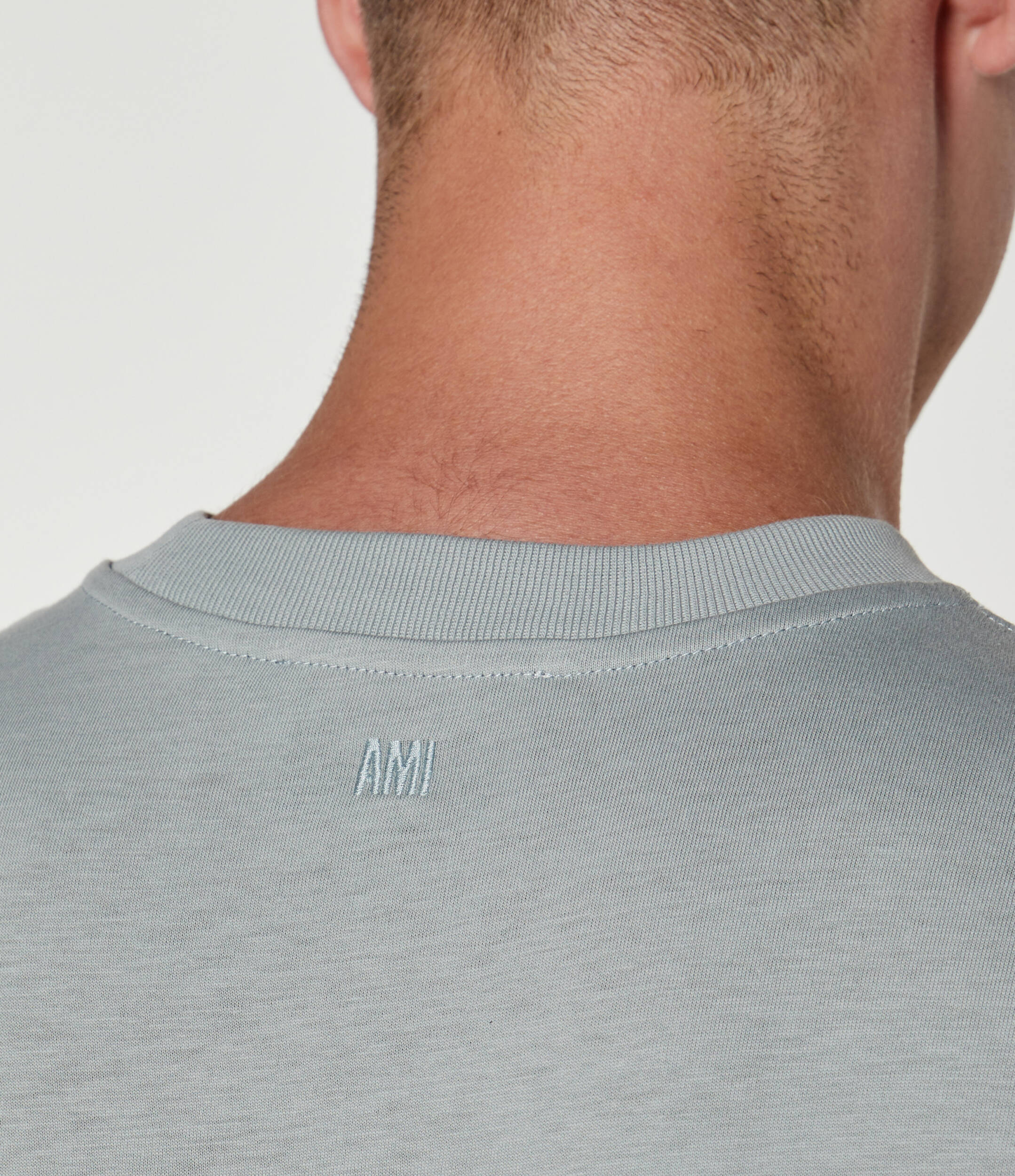 T-Shirt Ajusté Ami De Coeur – Ami Paris – Bleu Argile